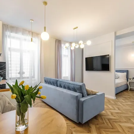 Radwanska Apartment *
