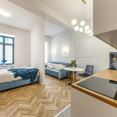 Radwanska Apartment