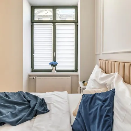 Radwanska Apartment